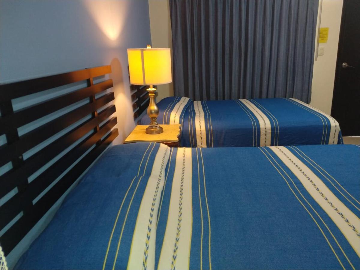 פלאייה דל כרמן Hotel Pension San Juan מראה חיצוני תמונה