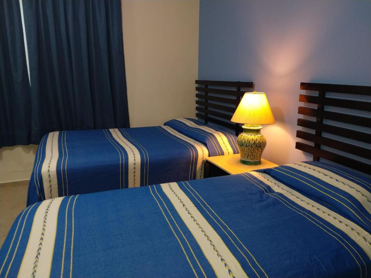 פלאייה דל כרמן Hotel Pension San Juan מראה חיצוני תמונה